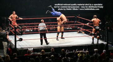 Batista & Triple H vs Chris Benoit & Randy Orton · WWE RAW Live & Loaded · kuva 82