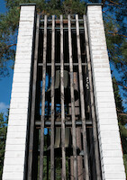 Keuruu cemetery chapel in summer 2022 · photo 20