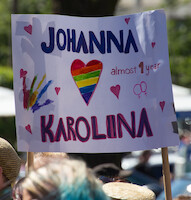 Johanna loves Karoliina · Helsinki Pride -paraati 2014 · kuva 131