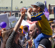 Helsinki Pride Parade 2014 · Helsinki Pride -paraati 2014 · kuva 161
