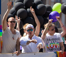 Helsinki Pride Parade 2014 · Helsinki Pride -paraati 2014 · kuva 130