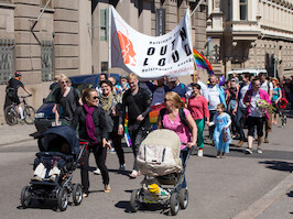 Helsingin gaykuoro Out 'n loud · Helsinki Pride -paraati 2014 · kuva 54