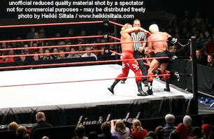 Ric Flair vs Shawn Michaels · WWE RAW Live & Loaded · photo 66