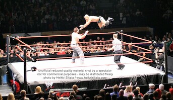 Chuck Palumbo vs Maven · WWE RAW Live & Loaded · photo 16