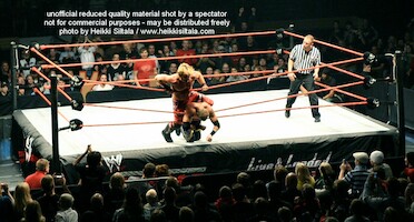 Edge vs Christian vs Chris Jericho · WWE RAW Live & Loaded · kuva 3