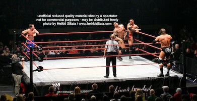 Batista & Triple H vs Chris Benoit & Randy Orton · WWE RAW Live & Loaded · kuva 84