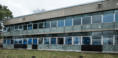 Koulun julkisivua lännestä · Roihuvuori primary school 2014 · photo 49