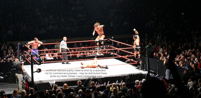 Batista & Triple H vs Chris Benoit & Randy Orton · WWE RAW Live & Loaded · kuva 95