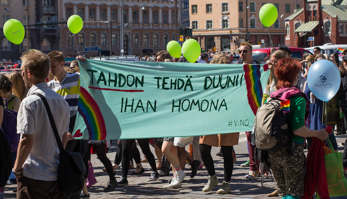 ViNO: TAHDON tehdä duunii ihan homona