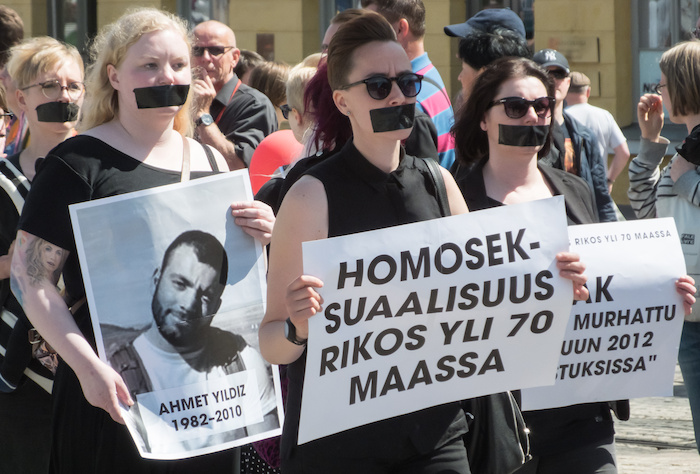 Helsinki Pride -paraati 2015 · kuva 60 Helsinki Pride -paraati 2015 · kuva 60